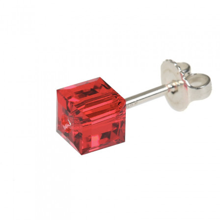 CUBE キューブ スモールピアス ルージュクレアー